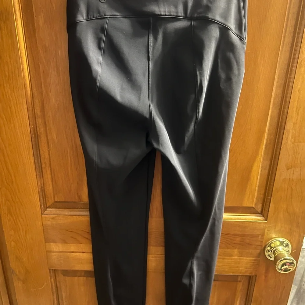 Lululemon Here to There 7/8” Pant - Picture 4 of 6